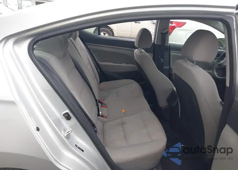 2018 Hyundai Elantra Sel z USA, uszkodzony, nr VIN 5NPD84LF1JH330011